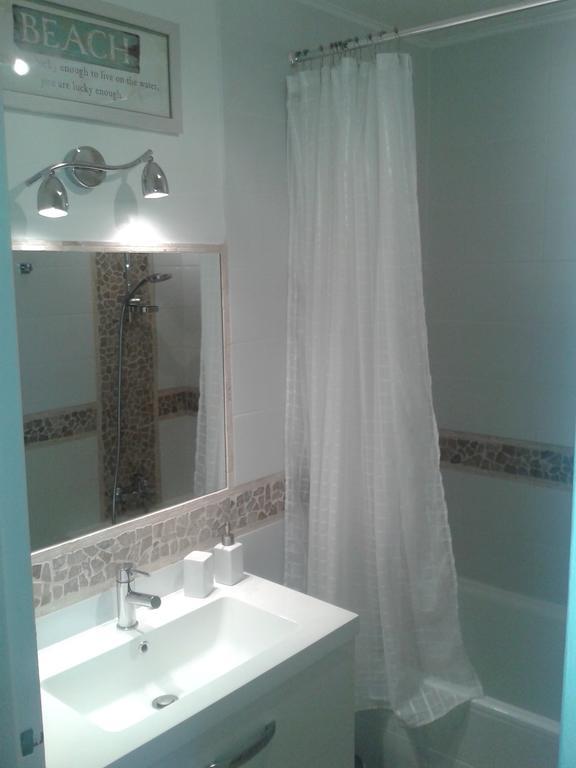 2 Bedroom Modern Apartment In Antibes With Sea View ห้อง รูปภาพ