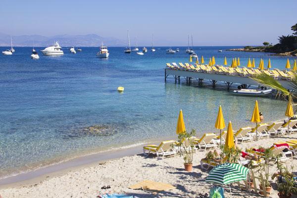 2 Bedroom Modern Apartment In Antibes With Sea View ภายนอก รูปภาพ